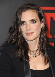 Starring winona ryder, ethan hawke, janeane garofalo, steve zahn, and ben stiller, who winona ryder , the iconic and talented academy award nominee actress, celebrated 25 years of career in. Brunette Schonheit Winona Ryder Brunette