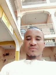 Pick your favorite leading lady with Shah Rukh Khan!! ❤️💞 Juhi Chawla