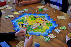 2gm tactics es un completo juego de cartas de estrategia, tipo wargame. Juegos De Mesa Juegos De Mesa Un Mundo Fortalecido Por La Crisis Publico