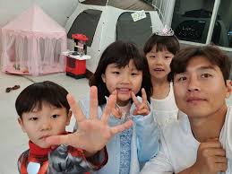 Lee daebak return of superman. The Return Of Superman Lee Dong Gook Under Massive Fire After His Daughters Criticize Their Looks On Youtube Kpoplover
