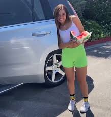 The social media star addison rae height, weight, shoe size, and other body measurements statistics are listed below. Addison Rae On Twitter For Some Reason Everyone Thinks I M So Tall But I M Only 5 3 5 Don T Forget The 5 Tho