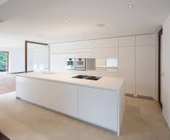 Kuche Weiss Matt In 2020 Kuche Weiss Matt Kuche Block Moderne Kuche
