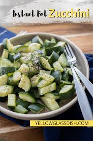An excellent way to cook vegetables, that helps to soften the veggies yet retain their flavor, colour and goodness! Instant Pot Zucchini Yellow Glass Dish Pressure Cooker Keto