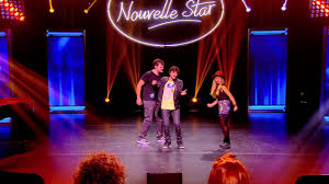 «depuis que j'ai 5 ans, j'écris des poésies et je les chante. Martial Camille Kevin Happy Theatre Nouvelle Star 2015 Youtube