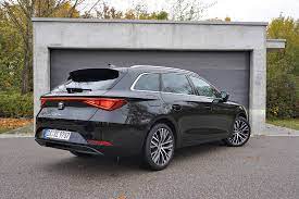 Seat leon st 2020 xcellence. Seat Leon Sportstourer 2 0 Tdi Test Fahrbericht Review Autoscout24
