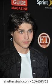 34 resultados de imágenes, fotos de stock e ilustraciones libres de  regalías para Logan huffman