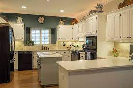 Naturally, you won't try bold colors in a traditional kitchen, and. Accent Wall Do S And Dont S Paper Moon Painting