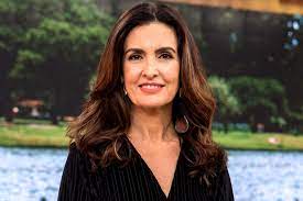 With tenor, maker of gif keyboard, add popular fatima bernardes animated gifs to your conversations. Fatima Bernardes Esta Curada Do Cancer De Utero Claudia