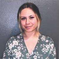 Kerri Marlow's Instagram, Twitter & Facebook