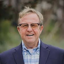 Daniel Fredericks's Instagram, Twitter & Facebook