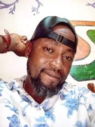 AFTER DIVORCE, WIFE SENDS HUSBAND A MESSAGE:* *WIFE:* ... l am sorry to  inform you that the daughter you kept for *20years* is not your daughter  ... She belongs to ur Best