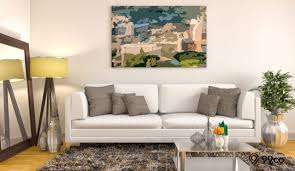 Anda perlu mempertimbangkan bagaimana tampilannya jika digabungkan dengan ruangan dan furnitur yang ada. Hiasan Dinding Ruang Tamu Sederhana Ini Bikin Tampilan Jadi Istimewa