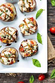 Read on for 35 easy appetizers, hot and cold, that are so good you won't ever need another party recipe. 67 Finger Food Appetizers That Are Perfect For Holiday Parties Foodal