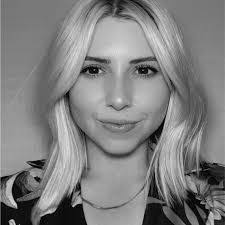 Amy Vargas's Instagram, Twitter & Facebook