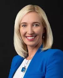 Elena Russell's Instagram, Twitter & Facebook