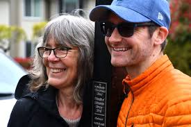 Bookworm' settles in for good read atop Edmonds Library flower pole