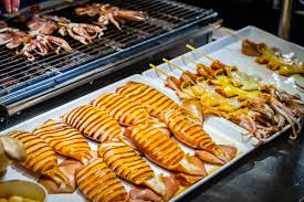 Tahukah anda, inilah makanan yang asalnya menjadi makanan asas atau ruji bagi masyarakat melayu terdahulu. Pasar Malam Shilin Tempat Yang Harus Dikunjungi Di Taiwan