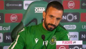 Rúben amorim começou a jogar futebol no cac da pontinha, tendo depois passado pela formação do benfica, do corroios e do belenenses e, foi neste. Sporting O Primeiro Xi De Ruben Amorim Visao De Mercado