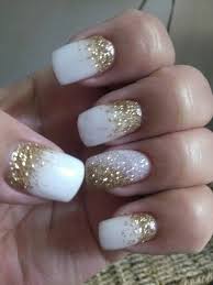Check spelling or type a new query. White And Gold Christmas Nails Short Novocom Top