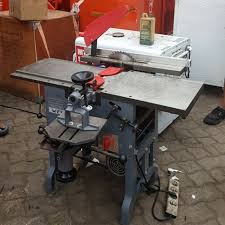 Diciptakan dengan menggabungkan teknologi jerman dan jepang, bitec pm1900 menggunakan motor 450 watt yang menghasilkan kecepatan. Jual Mesin Ketam Kombinasi Serba Guna Westco 12 Mq 443a Mq443a 3hp 1 Phase Kota Medan Kmm Teknik Tokopedia