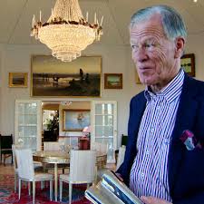 Han är känd för sina kändistäta födelsedagfester och privata. Anders Wiklof Uusimmat Sisallot Yle Fi