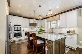 That is why it's important to choose the right one and in this article, we'll modular granite is essentially large tiles that are pieced together in order to form the countertop. 75 Beautiful Kitchen With Granite Countertops Pictures Ideas August 2021 Houzz