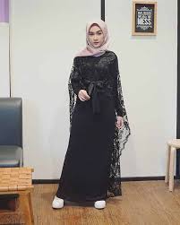 Kesan elegan dan modern memang selalu melekat pada kain brokat dengan. 30 Model Kebaya Brokat Modern Terbaru Muslim Atasan