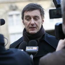 Stafleden eisen vertrek Greenpeace-bazen