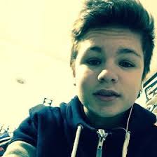 Profil de tom menard (menard11102000)