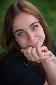 I edit this, it feels basic.. with one you prefer? I'm a beginner  photographer, I find it very difficult to edit