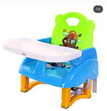Akan lebih baik jika mendudukannya di kursi makan. Perlu Enggak Sih Beli Kursi Makan Untuk Bayi Kumparan Com