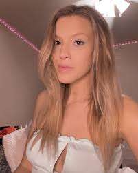 Instagram-photo av Drayden Lavon • Feb 15, 2022 at 11:25 AM