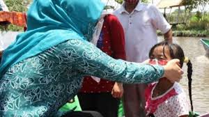 Objek wisata kekinian, terbaru & terhits dikunjungi wisatawan. Gebrak Masker Pkk Nganjuk Sasar Wisatawan Taman Desa Betet Edukasi Tertib Protokol Kesehatan Tribun Jatim