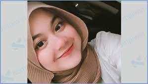 Usernamenya yakni @mieayamthebstt dengan sudah memiliki 5,1 juta followers. Nadya Kheitna Gambar Una Tiktok Tiktok Solo Permite A Los Usuarios Descargar Videos Por Su Aplicacion Y Los Videos Descargados Contienen La Marca De Agua Rexy S Collection