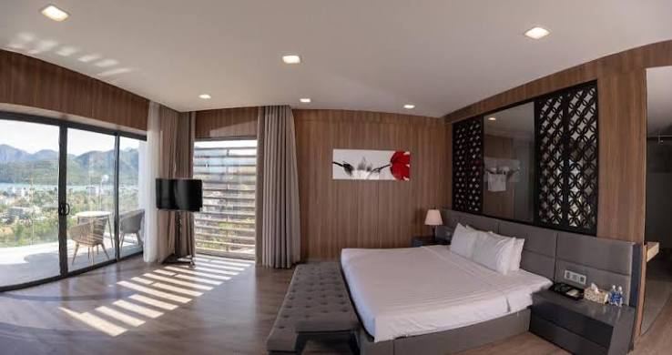 kiểm tra phòng trống villa Oceanfront Nha Trang