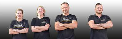 Ihr spezialist für autoteile und zubehör aller art im tom's garage startete als kleines nebengewerbe mit einem startkapital, dass sich in der geldbörse. Contact Tom S Garage Stuttgart