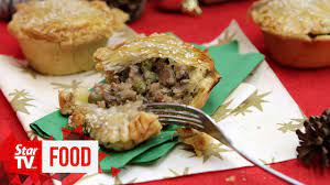 Retro Recipe Leftover Turkey Pie Youtube