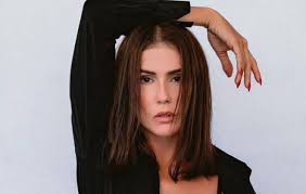 Her birthday, what she did before fame, her family life, fun trivia facts, popularity rankings, and more. Xxunuo9tpkdivm