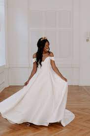 Satin Ball Gown Wtoo Boady Satin Wedding Gown Gowns Ball Gowns