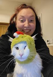 While in PRIMARK Birmingham today I came across these. Pick up this NEW  Grinch Christmas Pet Outfit Range from £4 💚🐶