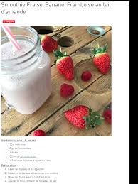 Smoothie Fraises Banane Au Lait D Amande En 2020 Smoothie Fraise Lait D Amande Amande