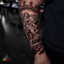 Sé nuestro amparo contra la perversidad y acechanzas del demonio. Arcangel San Miguel Black And Grey Alejandrotejeda Art Facebook