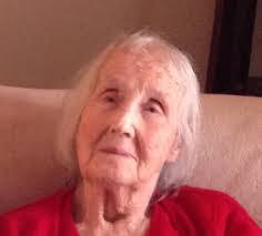 Edith Britt's Instagram, Twitter & Facebook