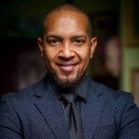 Craig Binns's Instagram, Twitter & Facebook