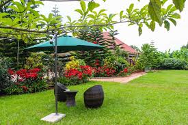 Jinja City Uganda on X: "Kinzi Apartments Bar and Gardens - Bugembe. The  gardens are one of the leading luxurious places in Jinja, a unique facility  offering 27 luxurious and comfortable apartment