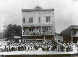 Dowdy Building In Big Sandy Photo May Be When The Building First Opened In 1912 It Housed Several Businesses A Telegr Historic Buildings Big Sandy Building