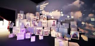 Projection Mapping For Samsung S Anniversary Projection Mapping Interactive Exhibition Design