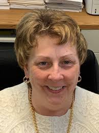 Lisa Labrie's Instagram, Twitter & Facebook