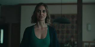 Two couples on an oceanside getaway grow suspicious that the host of their seemingly perfect rental house may be spying on them. The Rental S Alison Brie Explains Why Being Directed By Husband Dave Franco Was Wonderful Cinemablend