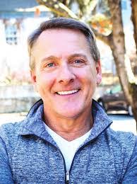 Jennifer Pardee's Instagram, Twitter & Facebook